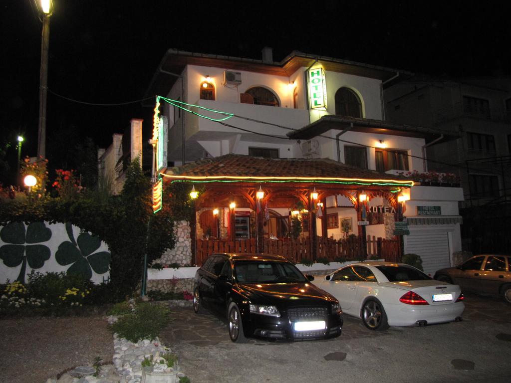 Stefan Family Hotel Kranevo Exterior photo