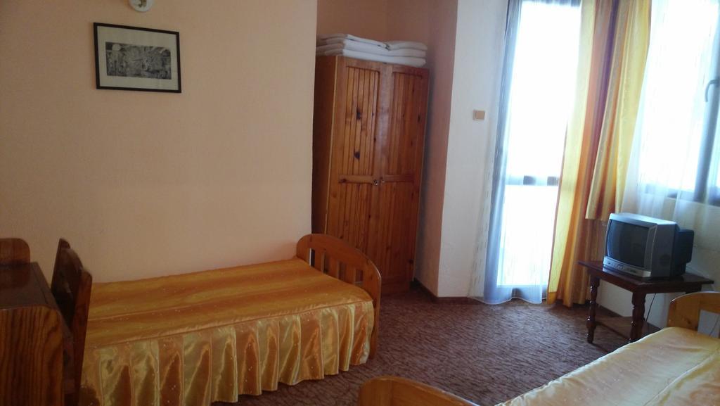 Stefan Family Hotel Kranevo Room photo